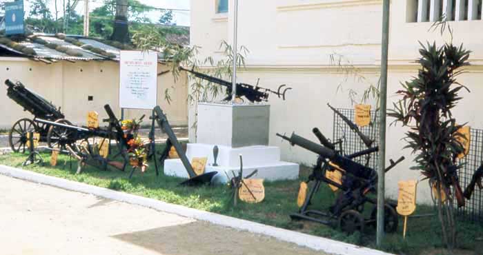Bien Thuy Air Base, Captured VC weapons and mortars. MSgt Summerfield, 1968: 02