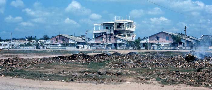 Bien Thuy Air Base, trash-dump. MSgt Summerfield, 1968: 17