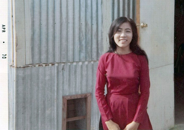 19. BT Air Base: Liu -- the Ice Cream shop girl. Photo by Jaime Lleras. 1970.