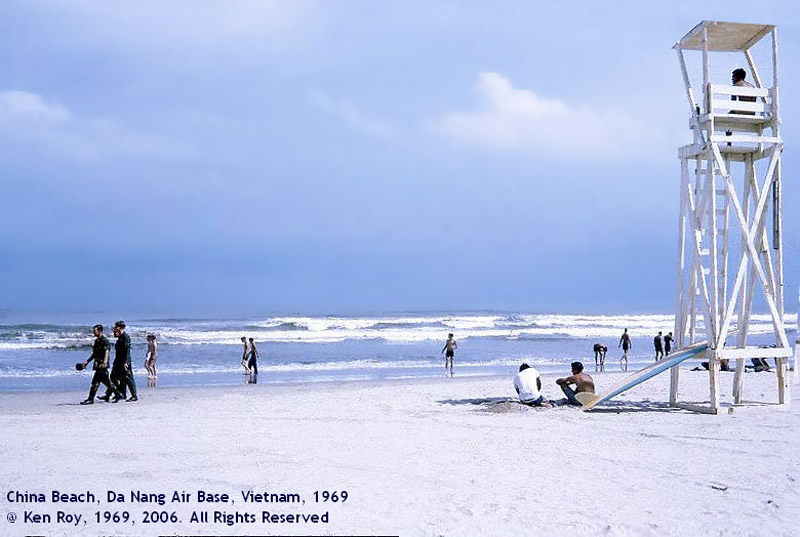 1. Đà Nẵng AB, China Beach, Lifeguard Tower (and you were expecting a different tower?).Photo by: Ken Roy. 1969.