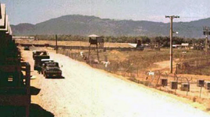 5. Đà Nẵng Air Base: Đà Nẵng's east perimeter: Towers, Bunkers, minefields, SP K-9, and Marines. Photo by Alan Ellison, 1968.