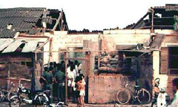 10. Đà Nẵng Air Base: ARVN Housing rocket damage. Photo by Alan Ellison, 1968.