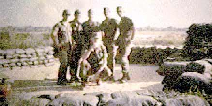 [2] USAF 81mm Mortar Team at Đà Nẵng AB, RVN.
