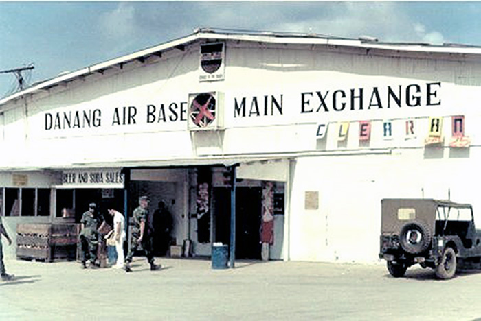 2. Đà Nẵng AB:.Main Exchange. Photo by Vernon Hodge, 1968.