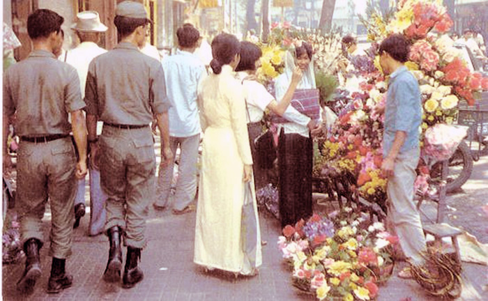 7. Saigon, SVN: Saigon Flower Market. Photo by Vernon Hodge, 1968.