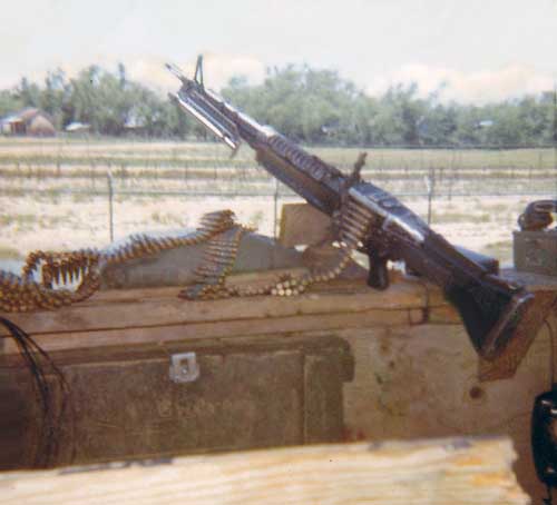 1. Đà Nẵng Air Base: 366th SPS, Bunker with M-60.Photo by Konrad F. Kottke, 1971-1972.