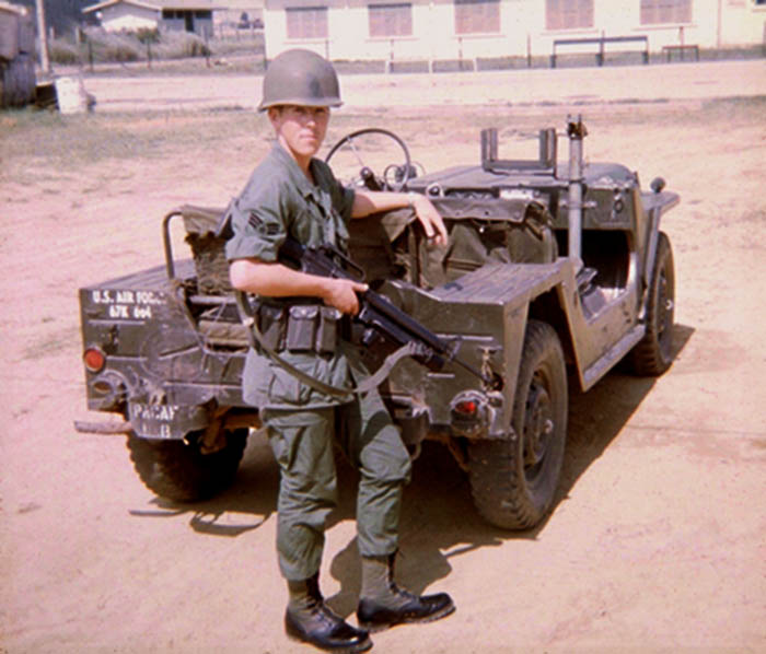 3. Mel Hecker. Too Cool QRT jeep. 1968.