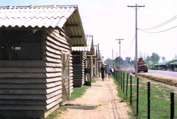 16. Đà Nẵng AB, 366th SPS, K-9: 366th APS/SPS new hootches. Photo by: Lee Miller, Nov 1965-1966.