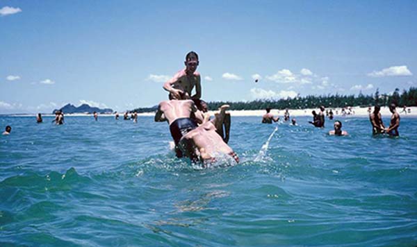 26. China Beach, Đà Nẵng: Drown the suckers -- two Gary's for the price of one!