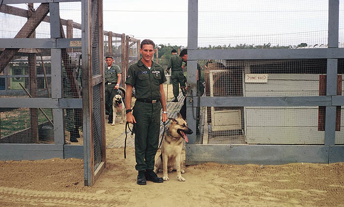 17. Đà Nẵng, K-9 Growl Pad: A2C Raymond Hickey and A2C Calvert. 1965-1966.