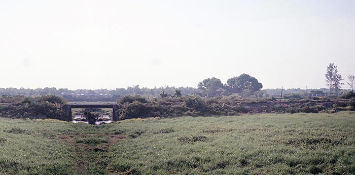 29. Đà Nẵng AB, K-9 Growl Pad: Railroad tracks and tressel on the left. Spookest post I ever worked. Never saw a train at Đà Nẵng AB. Used more pop-flares than a C-47. 1965.