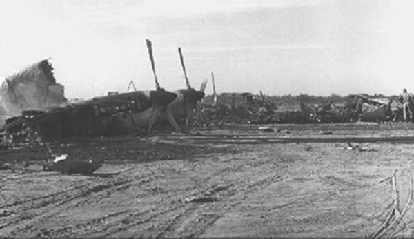 19. Đà Nẵng AB, flight line: 1 July 1965. Sapper and mortar attack. First AP KIA, TSgt Terance Jensen. 1965.