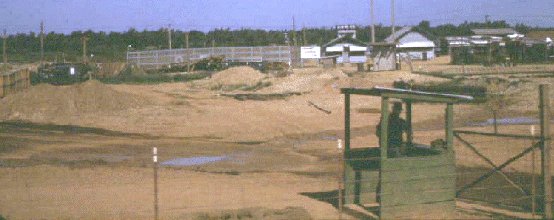 Đà Nẵng USAF Growl Pad K-9 Kennels, 1966, by Don Poss