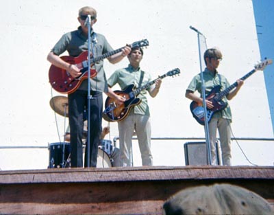 98. Phan Rang Air Base: USO Jimmy Boyd Band. Best known for I Saw Mama Kissing Santa Claus.