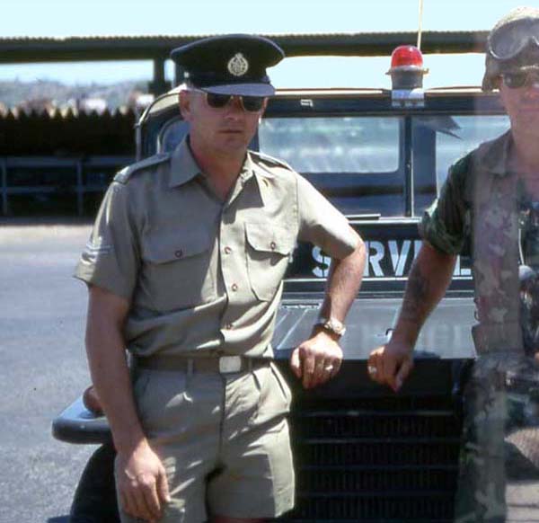 RAAF MP Jeep, CPL Neal McDonald with MSgt Summerfield: 18