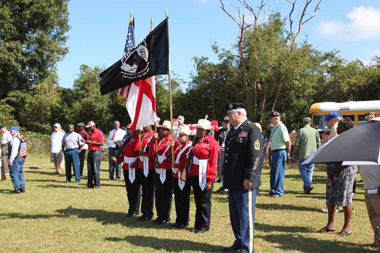 (19) Evergreen’s Hillcrest Middle School JROTC Color/Honor Guard, commanded by SGM Ralph Crysell, called to attention.