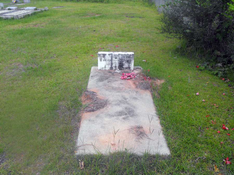 Gravesite, Sgt Bruce Dale Jones.