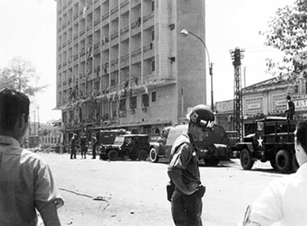 4. BEQ Bombing in Cholon. Photo by Kailey Wong, 1967-1968.