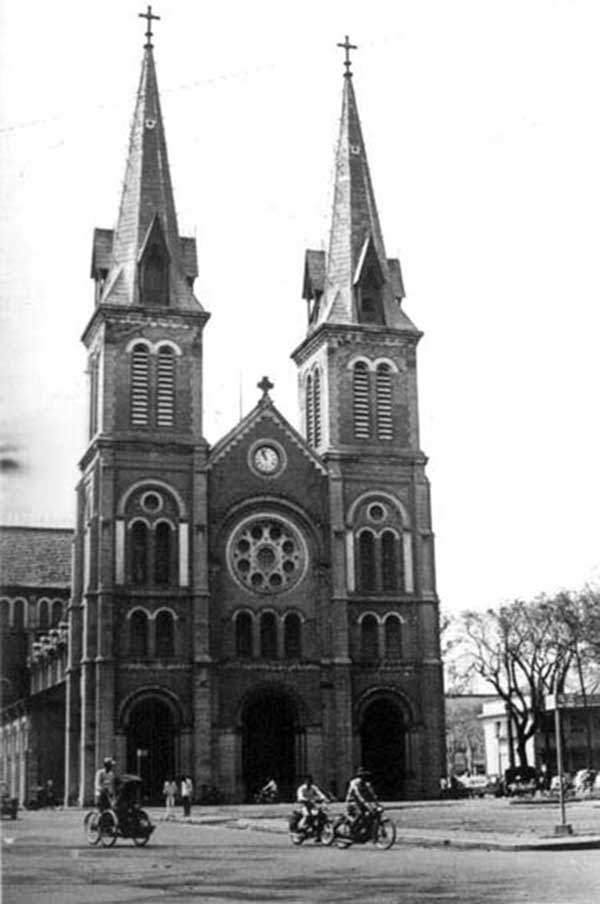 9. Cathedral. Photo by Kailey Wong, 1967-1968.