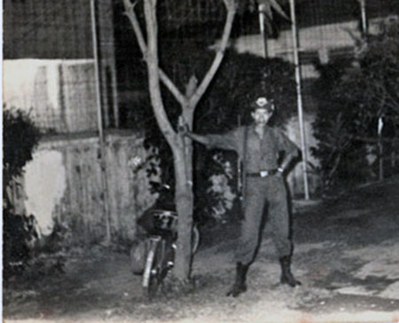 9. Tan Son Nhut Air Base: Nung Guard, Xyiem. Randy Stutler, 1965-1966.