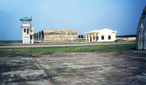 3. Tuy Hoa AB, Control Tower. 1966. Photo by: unknown.