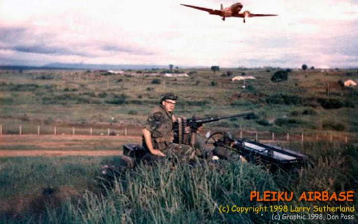 week-1998-03-01-pk-sutherland-sp-jeep-c47-landing-don-poss-sm