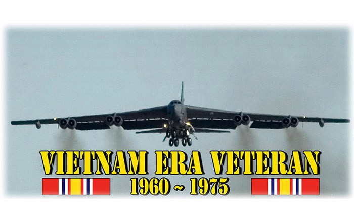 week-2010-04-28-war-vietnam-era-veteran-01-1960-1975-b52-don-poss-sm