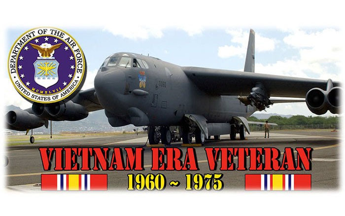 week-2010-06-20-war-vietnam-era-veteran-04-1960-1975-b52-don-poss-sm